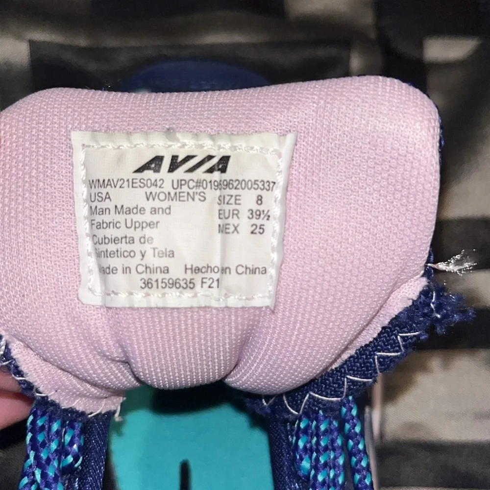 Avia Tennis Shoes - Picture 3 of 4
